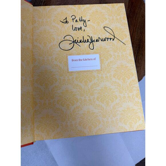 Cookbook - Home Cooking With Trisha Yearwood Signed Hardcover - Picture 2 of 6